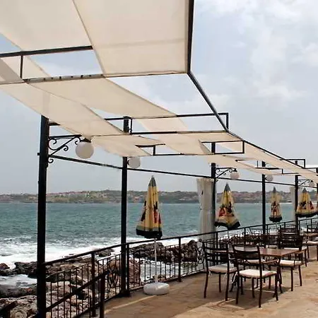 St. Nicolas Hotel 3*